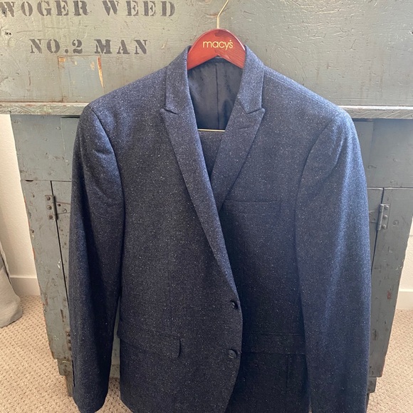 Bar III slim fit suit. 44R - Picture 1 of 3